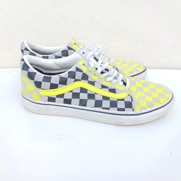 Vans Men's Size 7 Yellow Black White Checkered Shaker Board Shoes - Picture 3 of 9